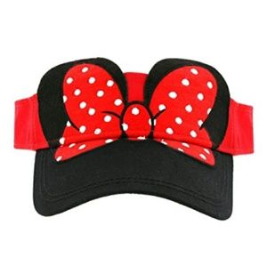 NWT 3D MINNIE MOUSE EAR BOW VISOR